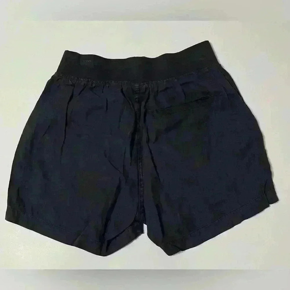 FAHERTY ARLIE SHORT BLACK SIZE XS NWT - Picture 6 of 7